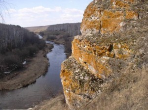 Река Багаряк в районе Зотинской пещеры